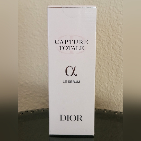 DIOR Capture Totale Le Serum 1.7 Oz 50 ml